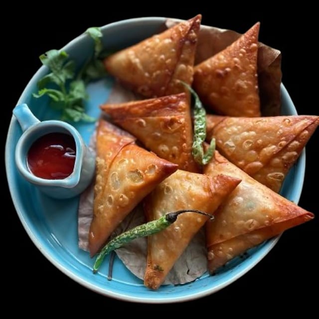 Irani Samosa.