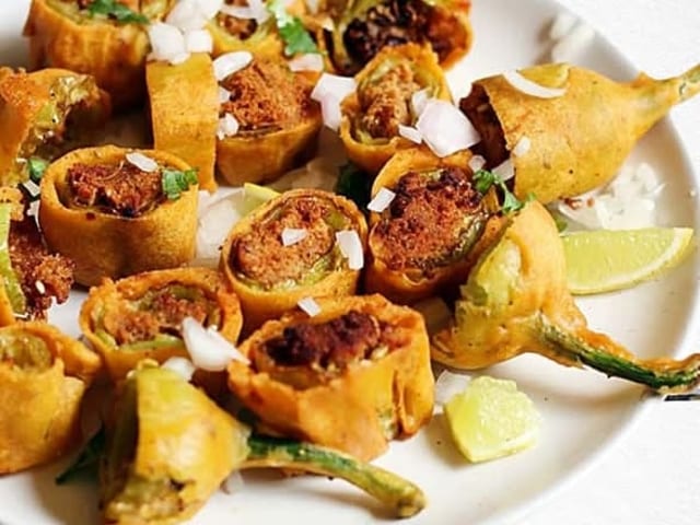 Cut Mirchi.